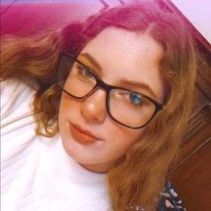 Meet your Posher, Neve